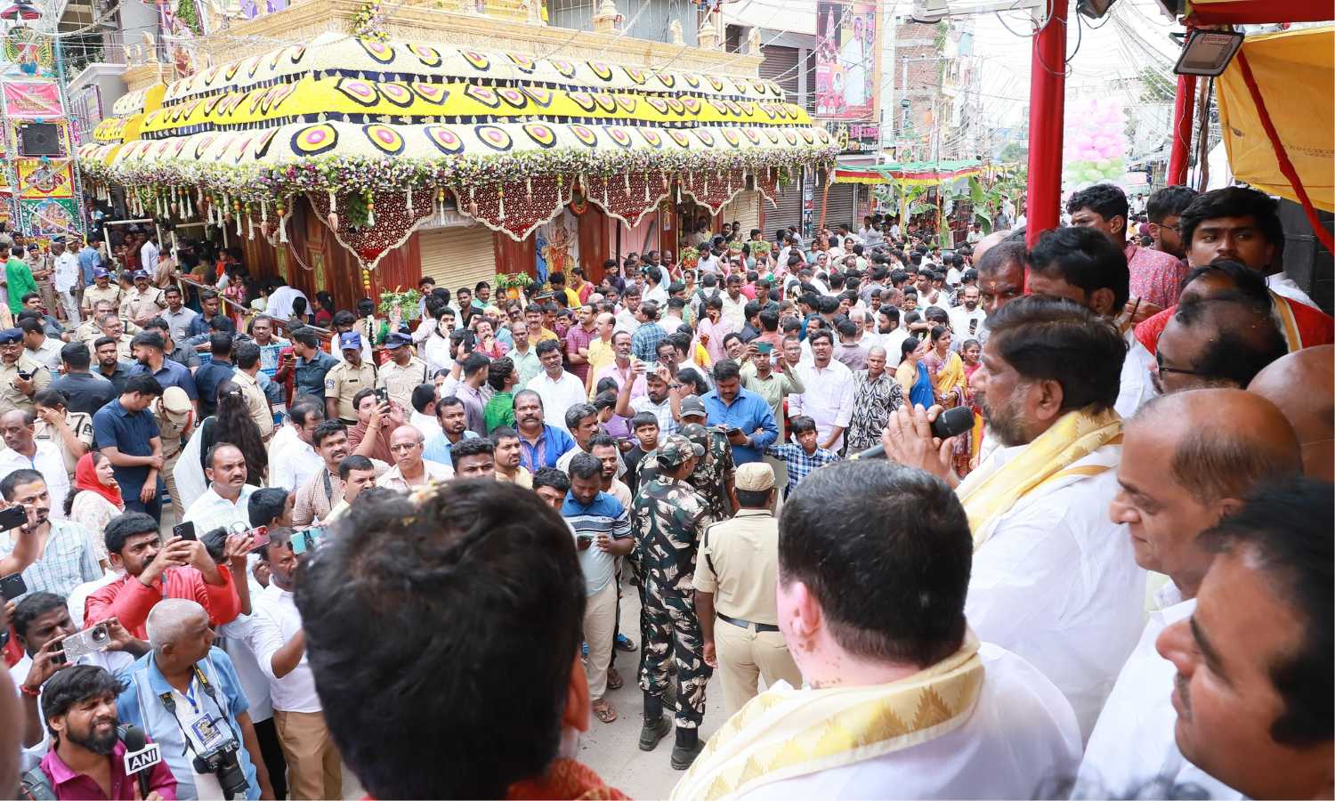 Lal Darwaza Bonalu