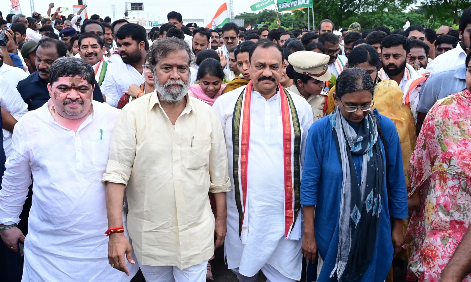 Congress foot march