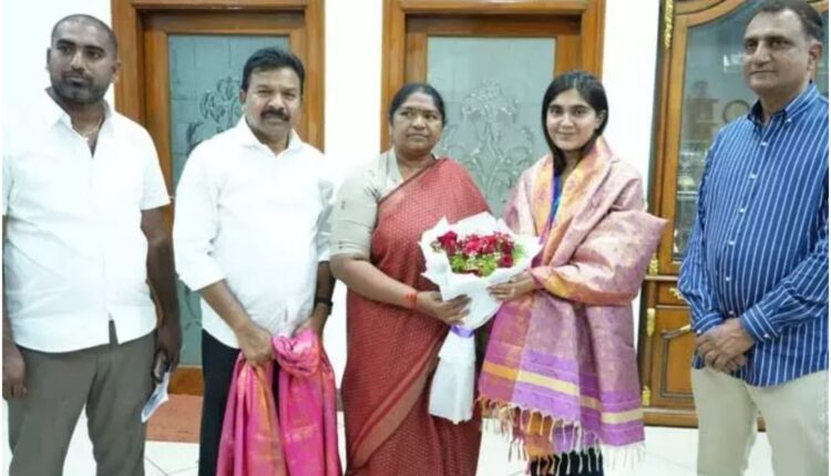 Esha Singh bronze medal