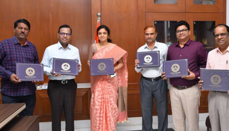 Jewels of Asaf Jahis