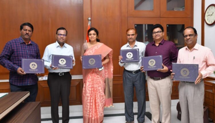 Jewels of Asaf Jahis book