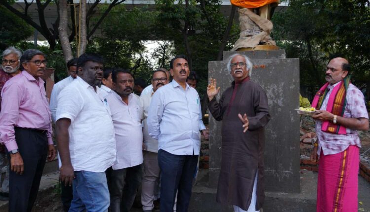 SP Balasubrahmanyam statue