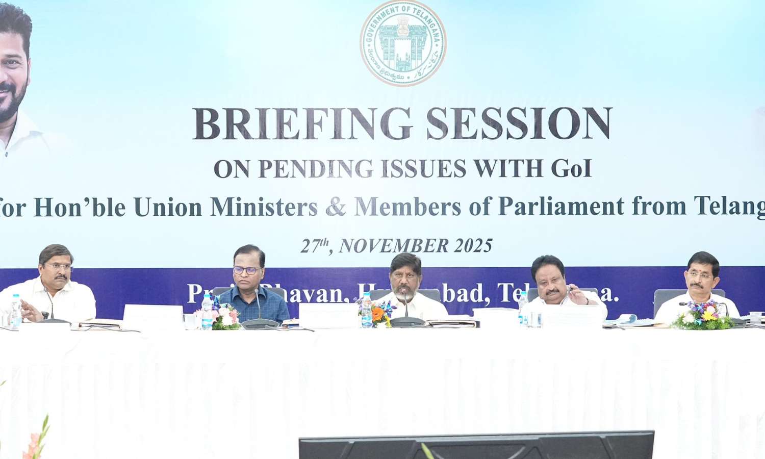 Telangana MPs meet PM