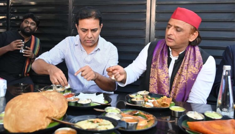 Akhilesh Yadav and KTR