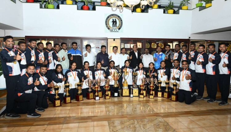 Singareni rescue teams