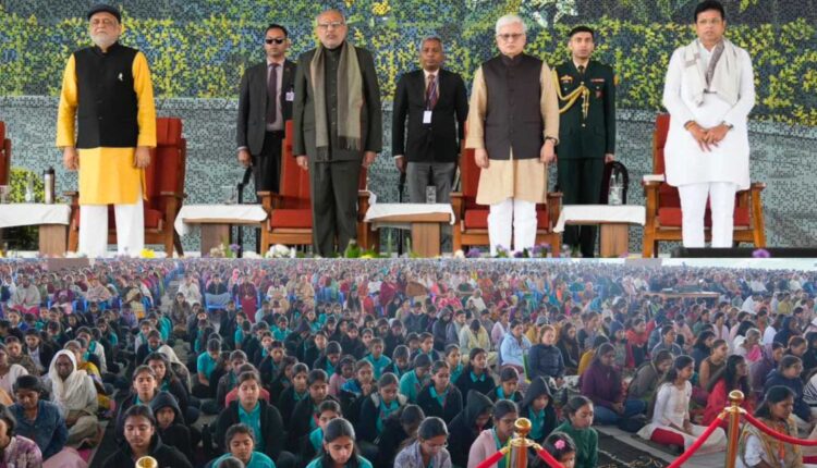 Meditation key to inner peace and harmony: Vice-President
