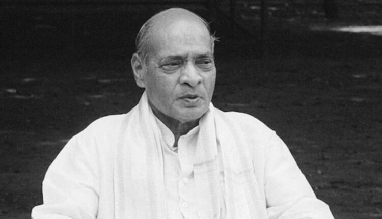 tributes to PV Narasimha Rao
