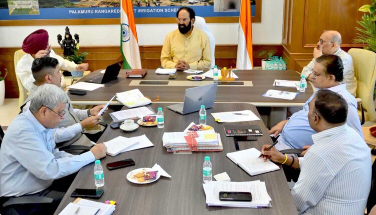 Uttam Kumar Reddy announces SLBC tunnel work resumption