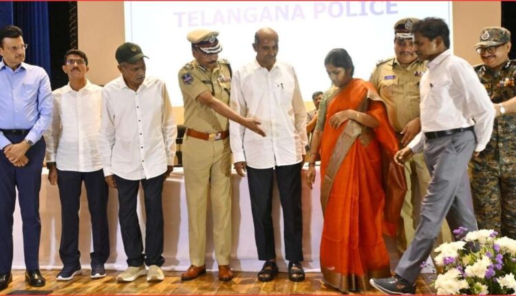 CPI (Maoist) leaders surrender