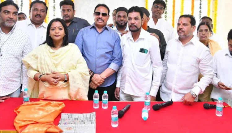 Gadwal Vijayalakshmi opens women’s centres in city