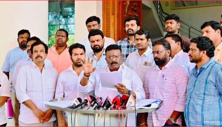 GO 84 outdoor advertisement