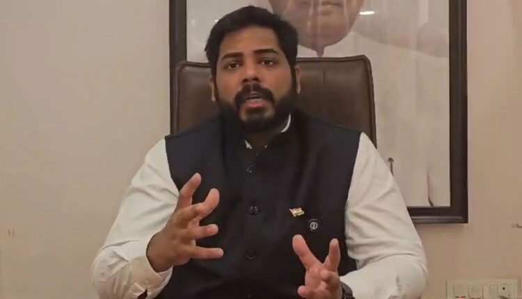 Vamsi Krishna slams Modi over foreign pressure