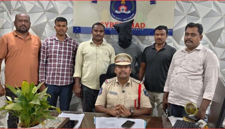 chain snatching accused arrest