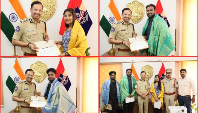 Minor rescue Hyderabad Sajjanar honours