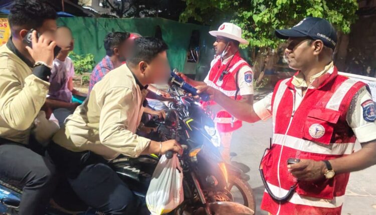 Cyberabad drunk driving checks catch 300 offenders