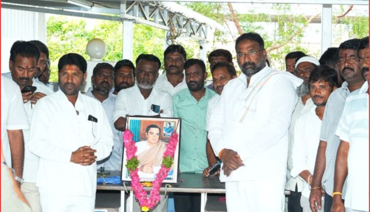 Rajiv Gandhi death anniversary tributes by Srihari
