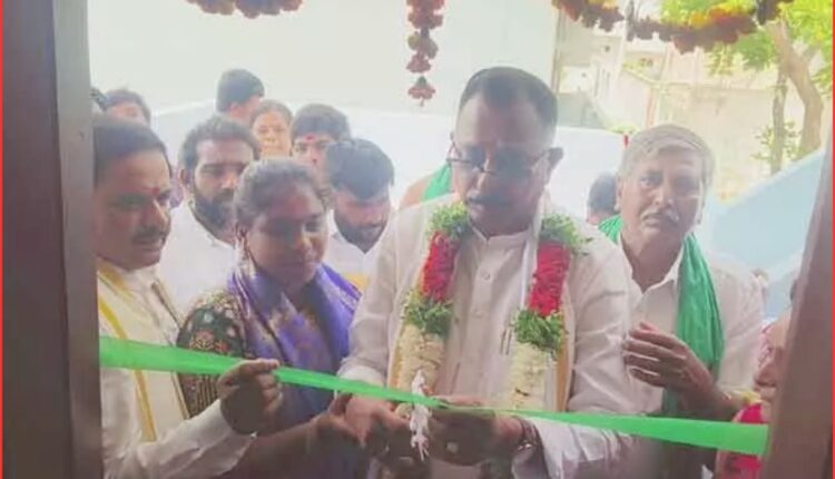 Indiramma houses inaugurated in Veldanda