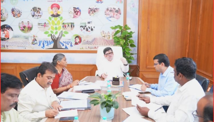BC welfare schemes reviewed by Ponnam