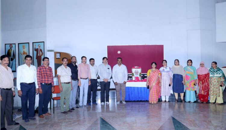 TGSRTC marks Rosaiah birth anniversary