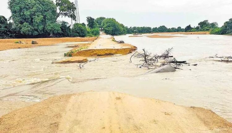 Telangana heavy rains prompt red alert