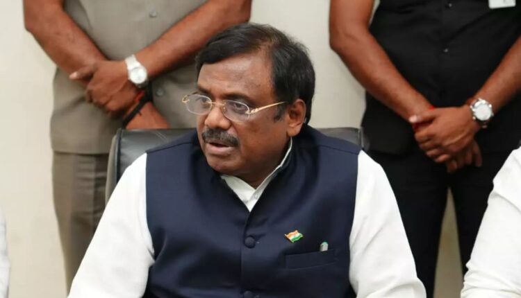 Vivek backs balanced labour policy for Telangana
