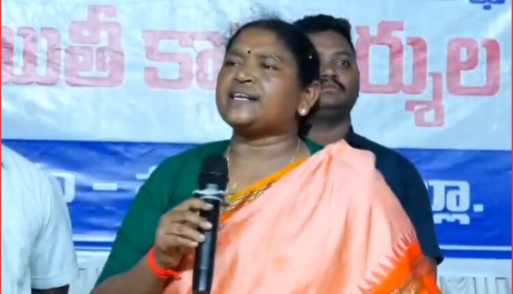 Gram panchayats: Seethakka stresses reforms