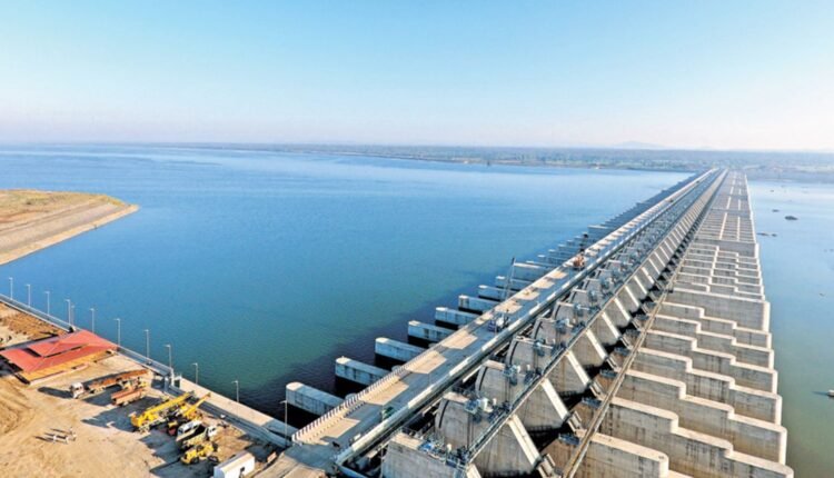 Kaleshwaram water lifting decision is with state