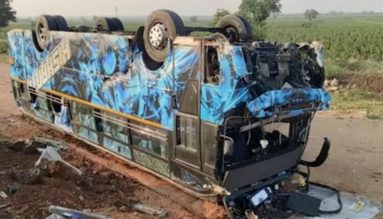 Gadwal school bus accident injures 12 students