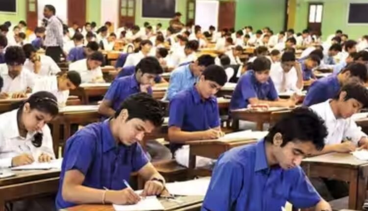 Inter admissions decline in government colleges