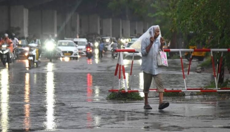 Heavy to very heavy rain forecast in Telangana