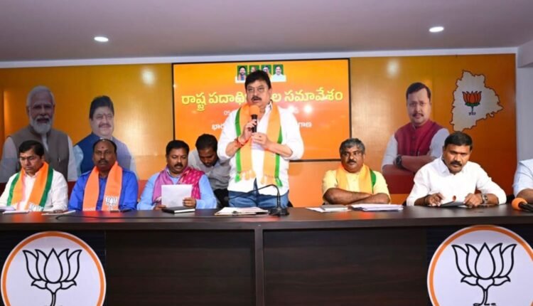 T-BJP chief defends ECI global reputation