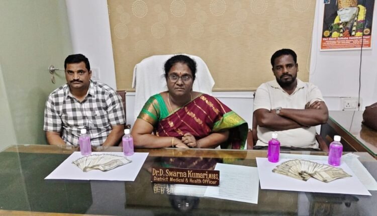 ACB bribe case: three arrested in Ranga Reddy