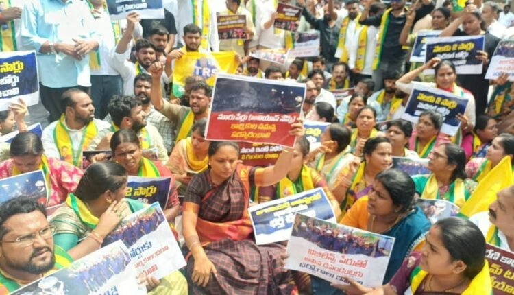 Kavitha raises Singareni workers welfare demands