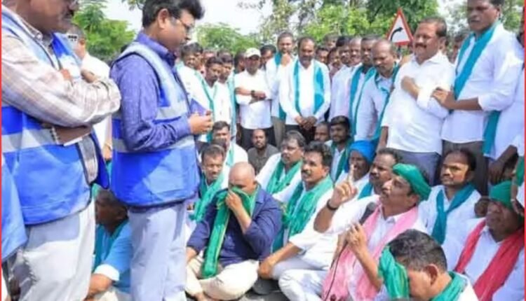 Dubbak farmers protest