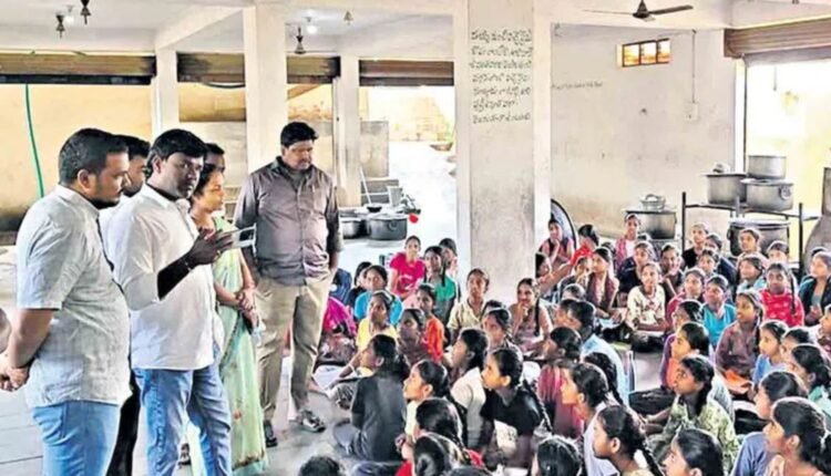 Kodangal school protest over staff salaries